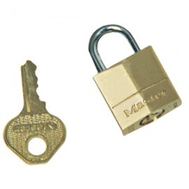 CANDADO MASTER LOCK DE BRONCE CON 3 PERNOS